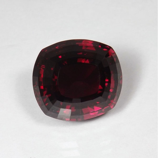 Huge Fine Color Rhodolite Garnet Tanzania 23.94 ct GL Litnon.com