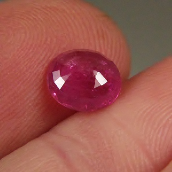  Pink Red South East Asia Natural Ruby 1.71 ct  Litnon.com