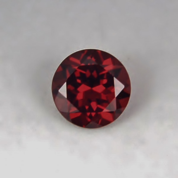 Top Cutting Red Fire Crimson Color Umba River Garnet  Litnon.com