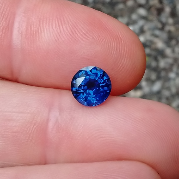 GIA Certified Rare Color and Quality Natural Blue Sapphire 2.38 ct  Litnon.com