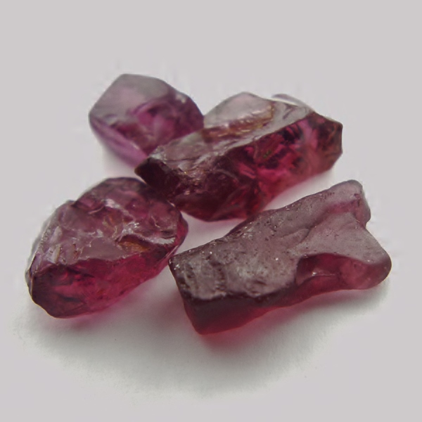 Quality Rhodolite Garnet Facet Rough Tanzania 30.60 ct tw  Litnon.com