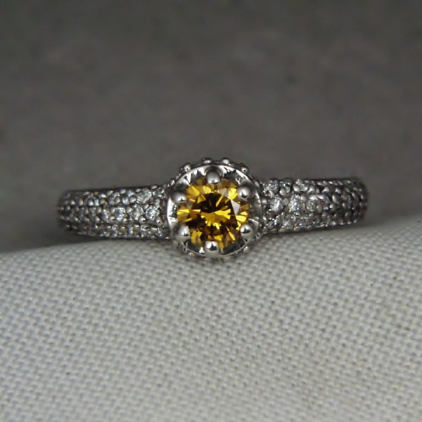 Quality Natural Fancy Color Diamond 14 kt White Gold Ring  Litnon.com