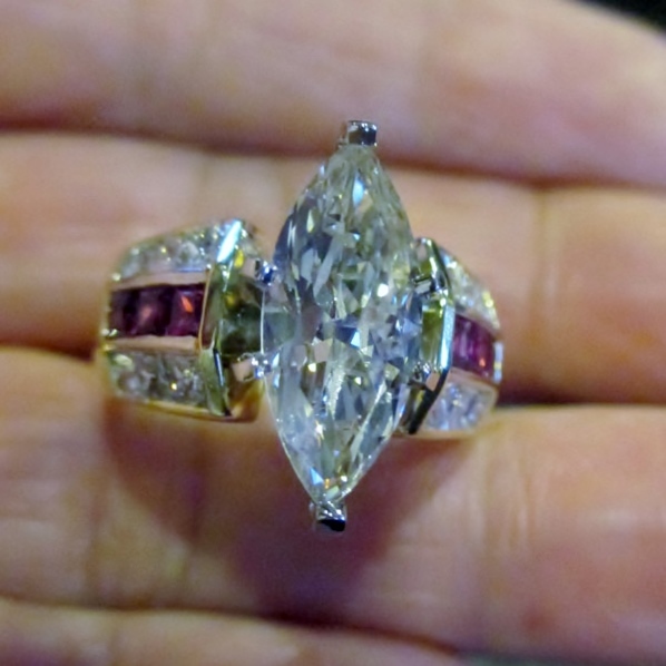  Estate 18 Karat Natural Ruby and Diamond Ring 2.0 ct  Litnon.com