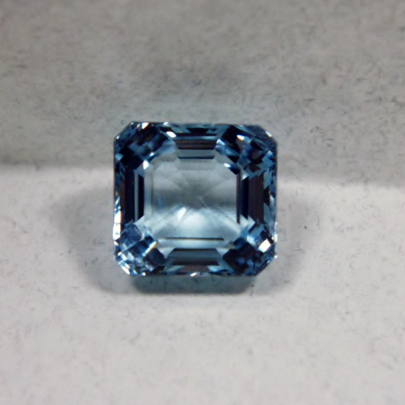 Strong Blue Premium Brazil Aquamarine 12.42 ct  Litnon.com