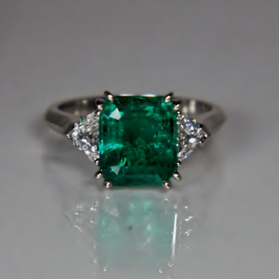 Estate Quality Colombian Emerald Diamond Platinum Ring  Litnon.com