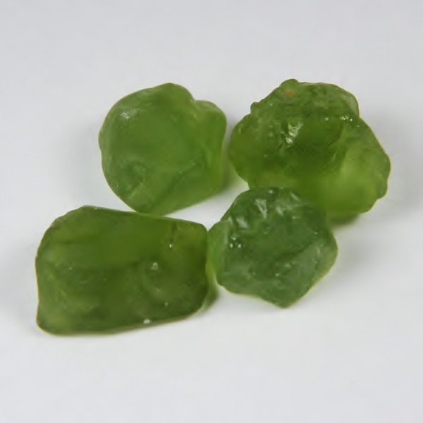 Fine Color and Clean Big Arizona Peridot Facet Rough 37.78 ct  Litnon.com
