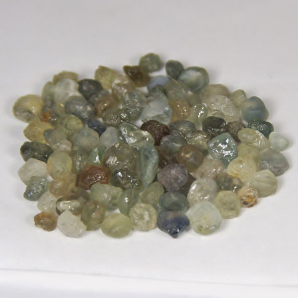 Unheated Montana Sapphire Facet Rough 70 ct  Litnon.com