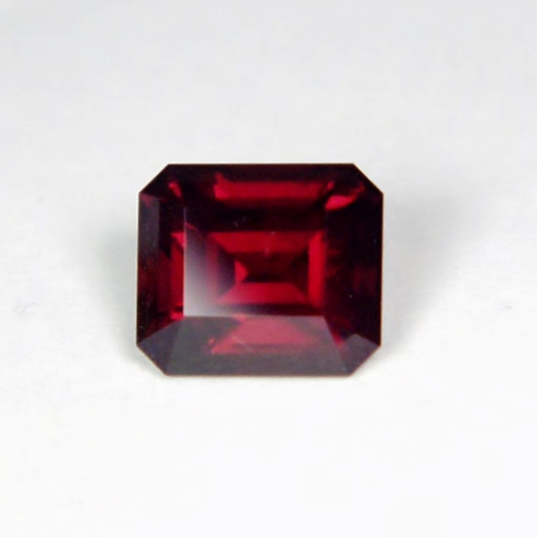 Deep Color Umba River Rhodolite Garnet 4.33ct  Litnon.com