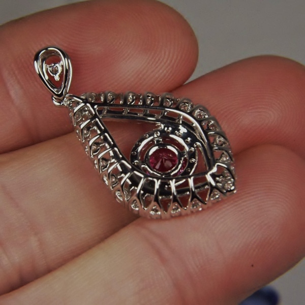 Super Bright Hot Pink Mahenge Spinel 18 kt Diamond Pendant  Litnon.com