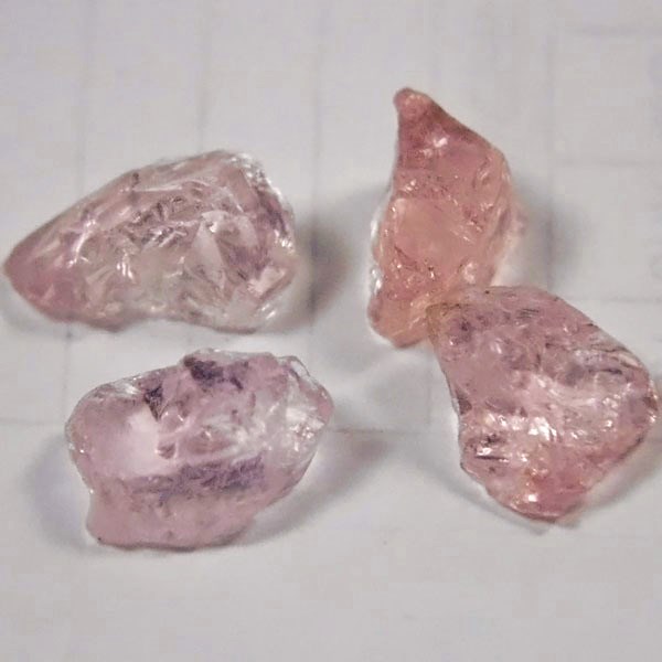 Nice Color Morganite Beryl Facet Rough Nigeria 22.69 ct  Litnon.com