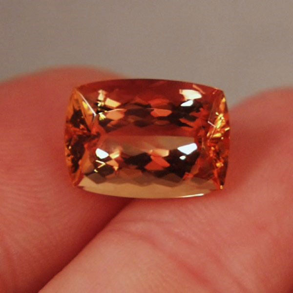 Natural Imperial Topaz Ouro Preto Brazil 7.74 ct  Litnon.com