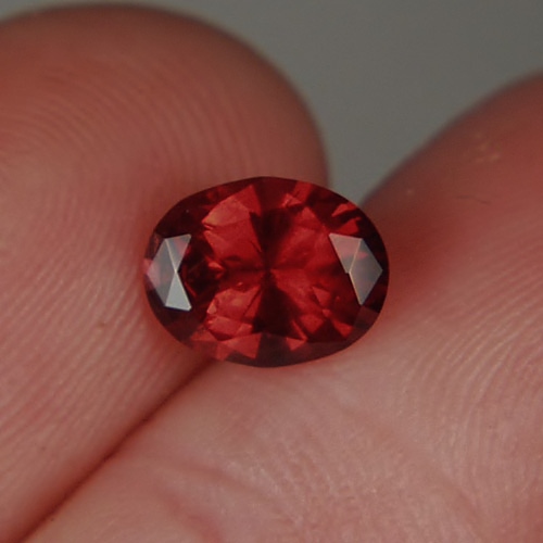 Deep Color Umba River Rhodolite Garnet 1.98ct  Litnon.com