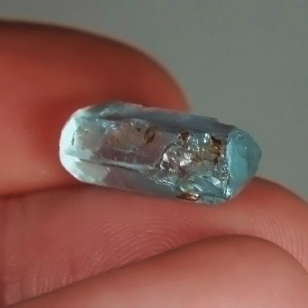Nice Color Clean Aquamarine Facet Rough Nigeria 8.39 ct  Litnon.com