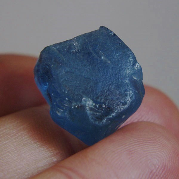London Blue Topaz Facet Rough 43.79 ct  Litnon.com