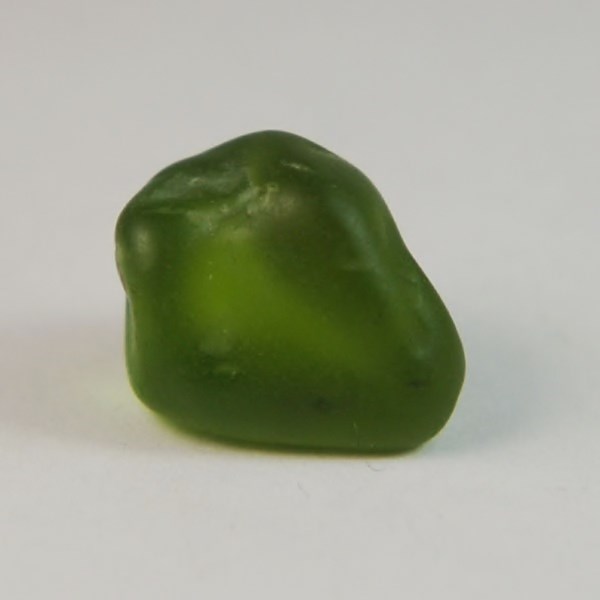 Big Fine Color and Clean Peridot Facet Rough Arizona 17.58 ct  Litnon.com