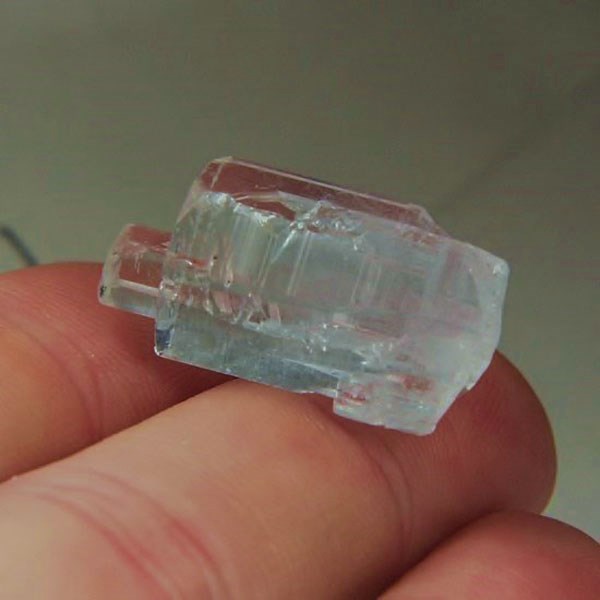 Terminated Aquamarine Beryl Crystal Specimen Pakistan  Litnon.com