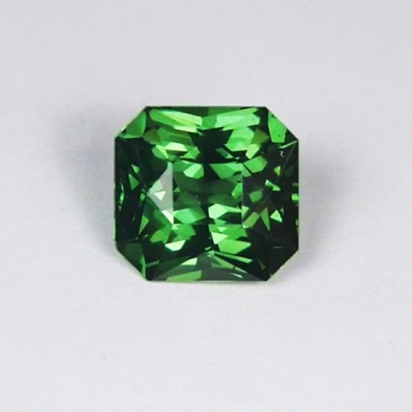 Collectors World Class Natural Green Zircon Sri Lanka 7.62 ct  Litnon.com