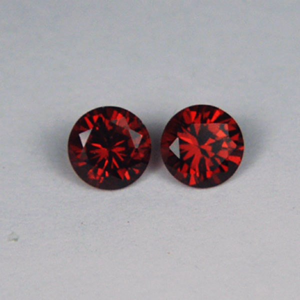 Top Cutting Red Fire Crimson Umba River Garnet Pair  Litnon.com