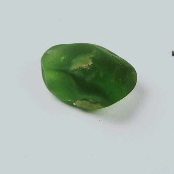 Big Fine Color and Clean Peridot Facet Rough Arizona 20.91ct  Litnon.com