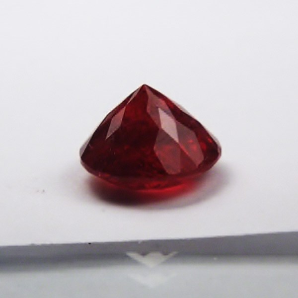 Big and Red AGL Certified Natural Spinel 4.26 carats GL Litnon.com
