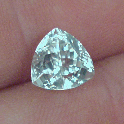 Ultra Rare Brilliant Top Gem Euclase Brazil IF 3.49 ct  Litnon.com