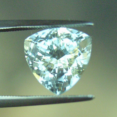 Ultra Rare Brilliant Top Gem Euclase Brazil IF 3.49 ct  Litnon.com