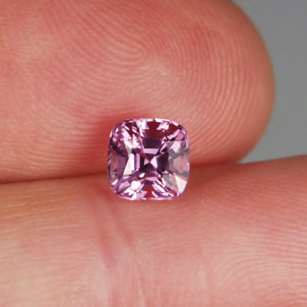  Bright and Clean Natural Pink Burmese Spinel 1.58 ct  Litnon.com