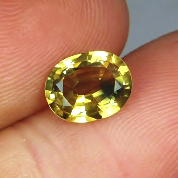 Blue Spot Natural Yellow Sapphire Nigeria 2.25 ct GL Litnon.com