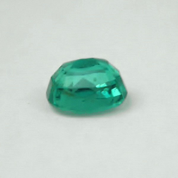 Bright and Nice Color Natural Colombian Emerald 1.24 ct  Litnon.com