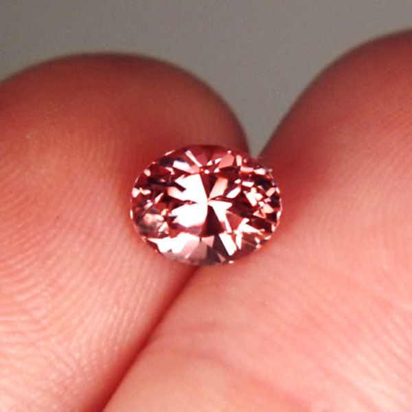  Rare Natural Color Change Garnet Kenya 2.21 ct  Litnon.com