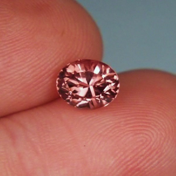  Rare Natural Color Change Garnet Kenya 2.21 ct  Litnon.com