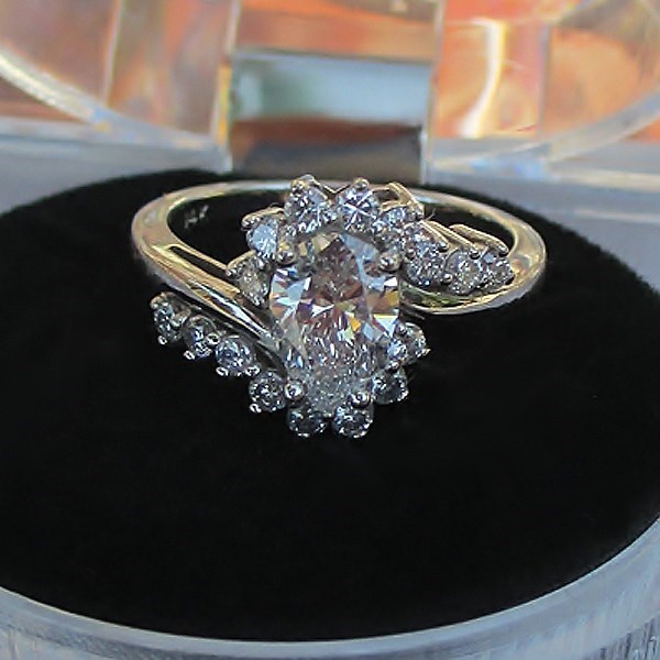 Quality and Exceptional Value Ladies 14 kt Diamond Ring 1.48 ct tw  Litnon.com