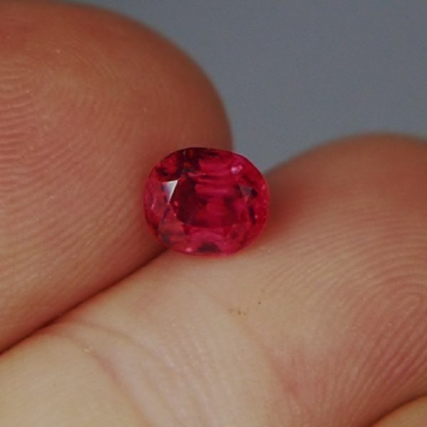 Special Color Bright Red Natural Mahenge Spinel Tanzania  Litnon.com