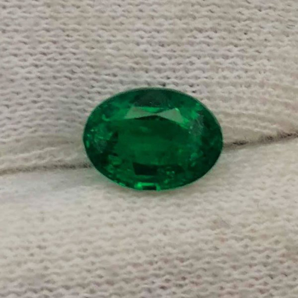 Exceptional Color AGL Certified Zambian Emerald 2.45 ct  Litnon.com