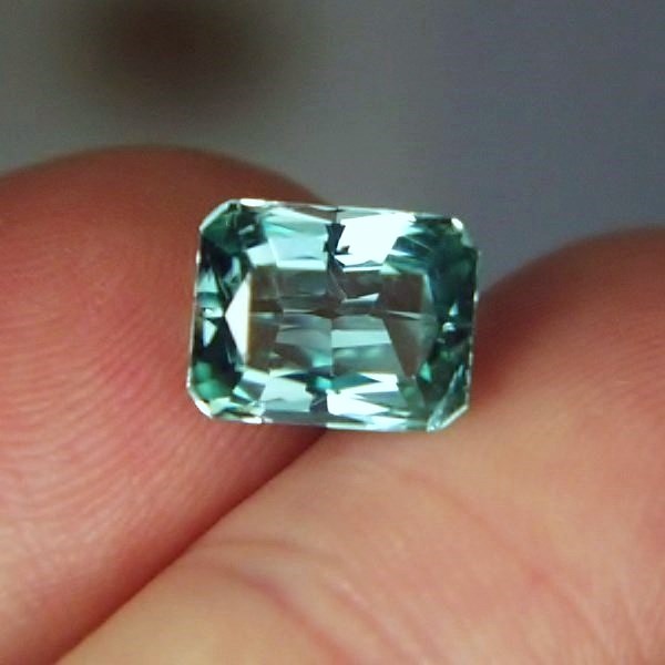Fine Color Blue Green Tourmaline Afghanistan 3.96 ct  Litnon.com