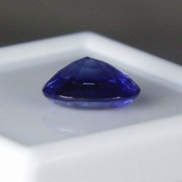 True Royal Blue Natural Ceylon Sapphire 2.60 ct  Litnon.com