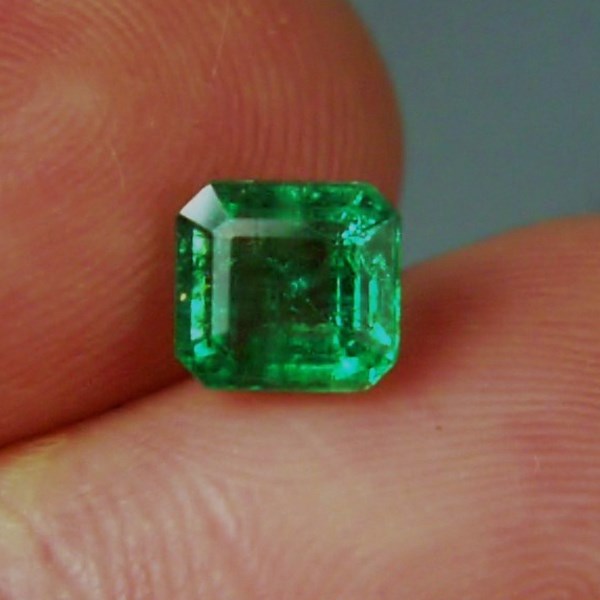 Great Color Natural Zambian Emerald 1.30 ct  Litnon.com