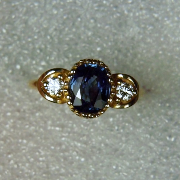 Natural Sapphire and Diamond 14 kt Ring 2.05 ct  Litnon.com