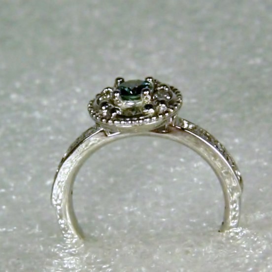 Blue Diamond 14 kt White Gold Ring 1.15 ct tw  Litnon.com