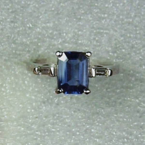 Natural Sapphire and Diamond 14 kt Ring 1.95 ct  Litnon.com