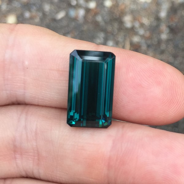 True Blue Old Stock Brazil Indicolite Tourmaline 13.87 Carats Litnon.com