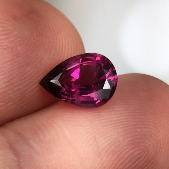 Purple Pink Orissa Rhodolite Garnet 2.21 ct  Litnon.com