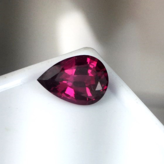 Purple Pink Orissa Rhodolite Garnet 2.21 ct  Litnon.com