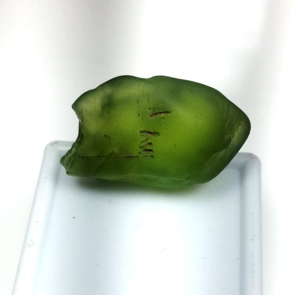 Big Fine Color and Clean Peridot Facet Rough Arizona 24.34 ct  Litnon.com