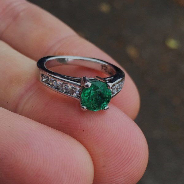 Estate Quality Zambian Emerald and Diamond 14kt Ring  Litnon.com