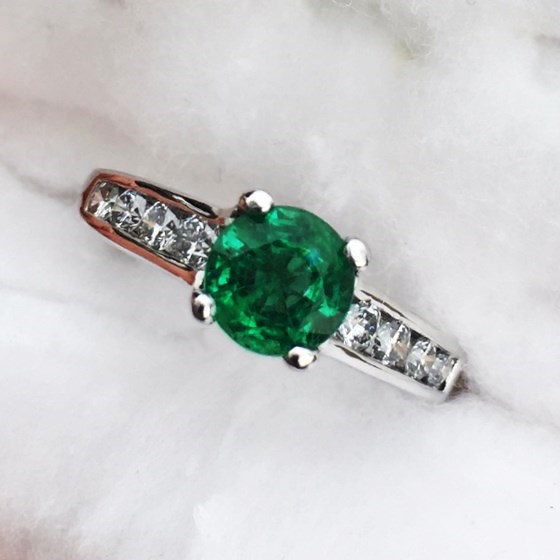 Estate Quality Zambian Emerald and Diamond 14kt Ring  Litnon.com