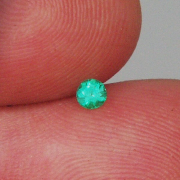Tiny Treasure Genuine Brazil Neon Paraiba Tourmaline  Litnon.com