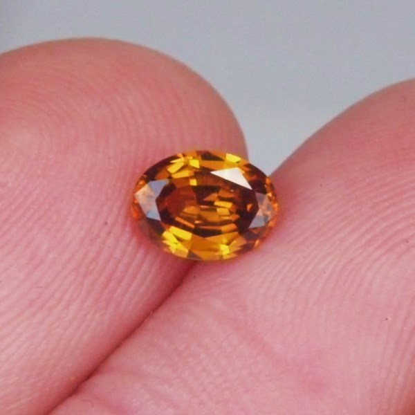  Natural Amber Orange Zircon Tanzania 1.29 ct  Litnon.com
