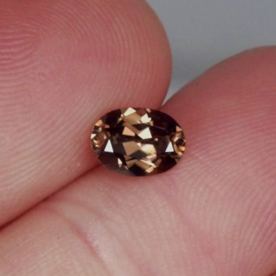  $15.00 Harts Range Australia Golden Brown Zircon 1.31 ct  Litnon.com