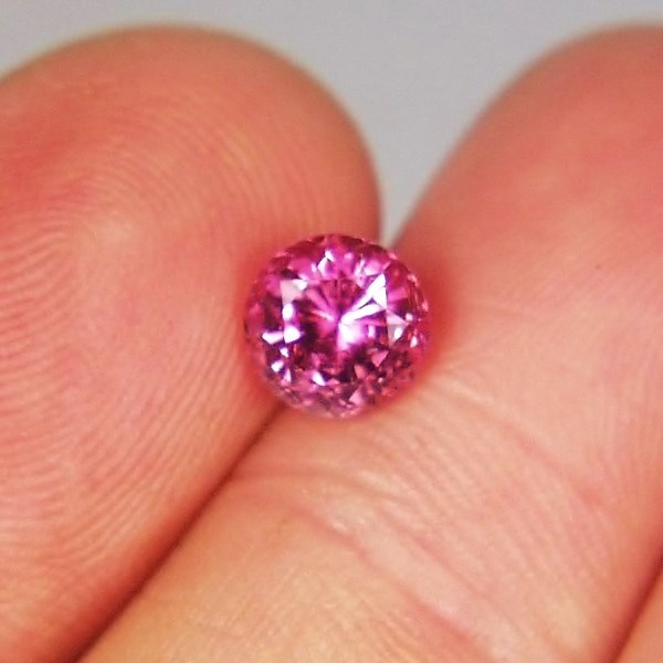 Bright Old Stock Hot Pink Tourmaline Brazil 1.38 ct  Litnon.com